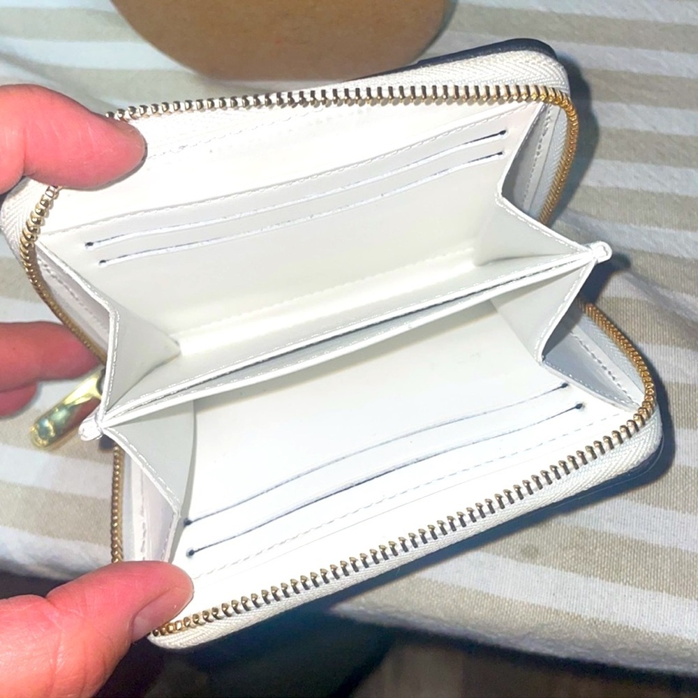 💎♦️Louis Vuitton limited edition compact wallet excellent used condition - Picture 10 of 11